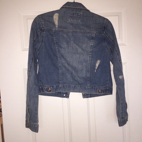 Forever 21 Distressed Denim Jacket Size Small - Picture 4 of 6